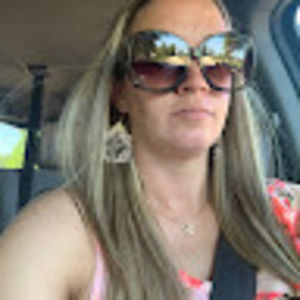 Meet your Posher, Whitney